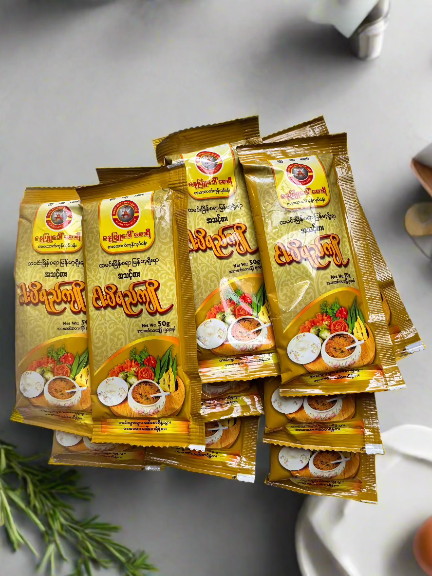 ဓနုဖြူ ဒေါ်စောရီ ငပိရည်ကျို (50g)