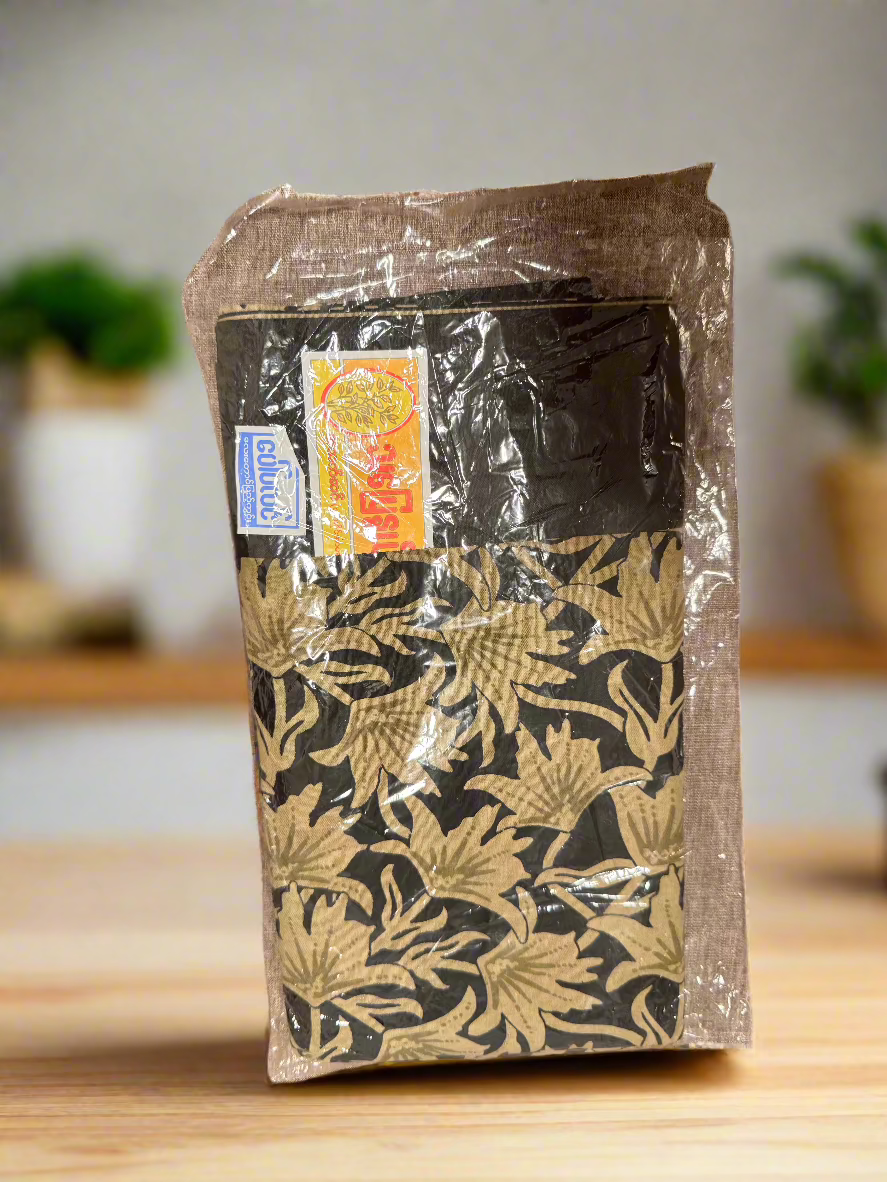 အမျိုးသမီးဝတ် အသင့်ချုပ် ပါထိုင်းထဘီ - Ready to wear