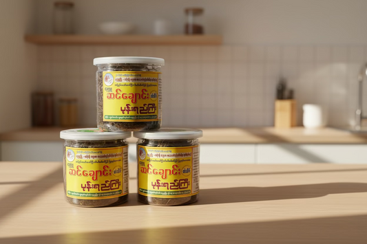 အရီးချို အသင့်စား ပုန်ရည်ကြီး - A Yee Cho Fermented Bean Paste